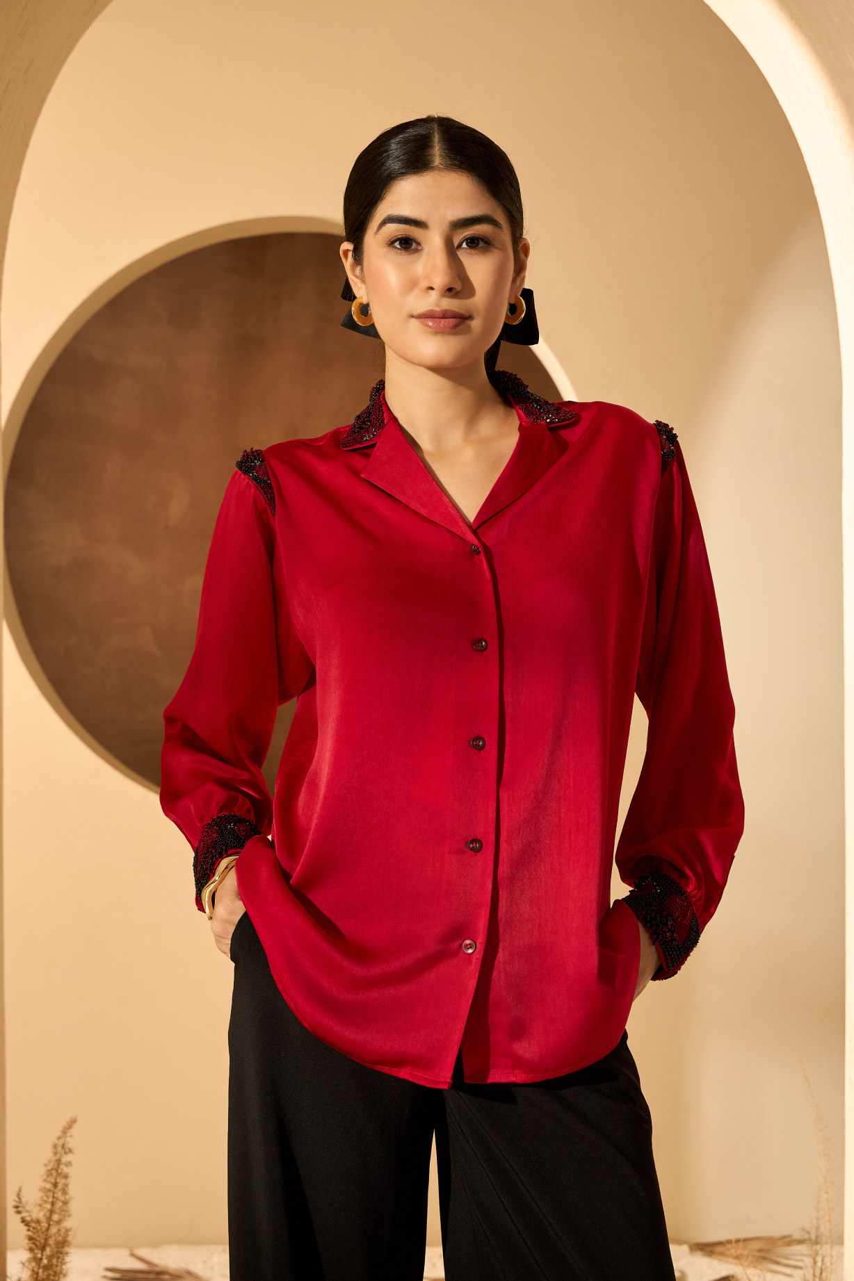 KIM EMBROIDERED SHIRT IN RED & BLACK