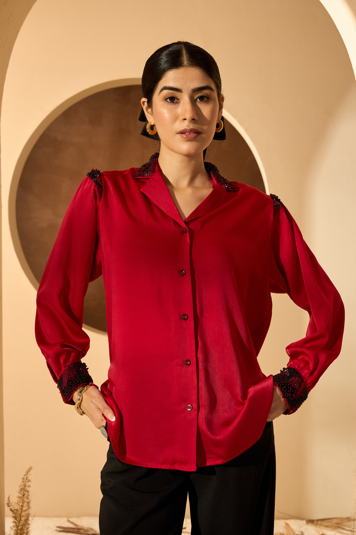 KIM EMBROIDERED SHIRT IN RED & BLACK