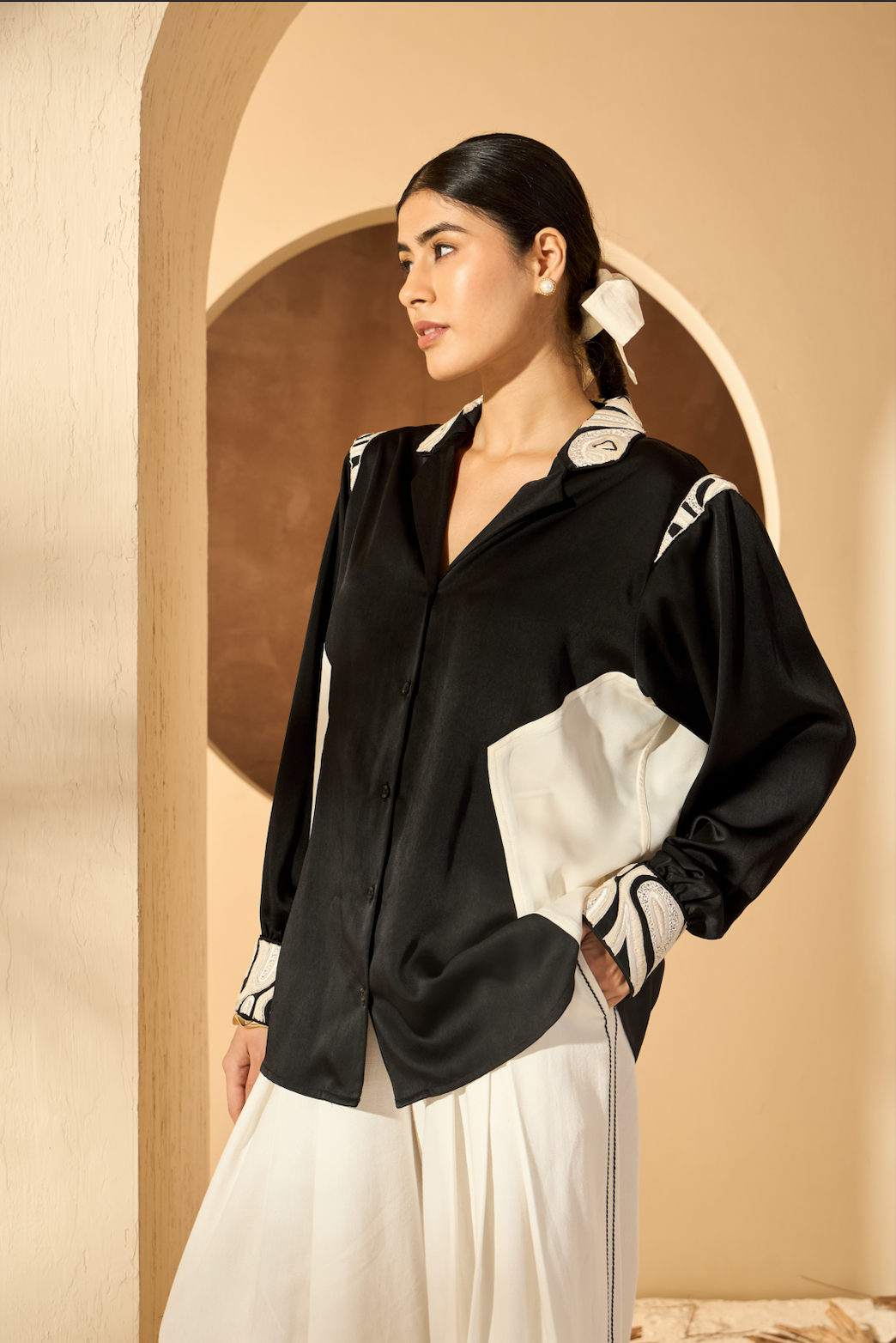 RORY SHIRT IN EBONY & IVORY
